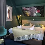 Alexander Szálloda 3*