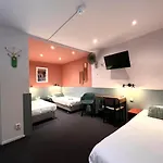 亚历山大酒店 3*