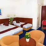 Alexander Amszterdam